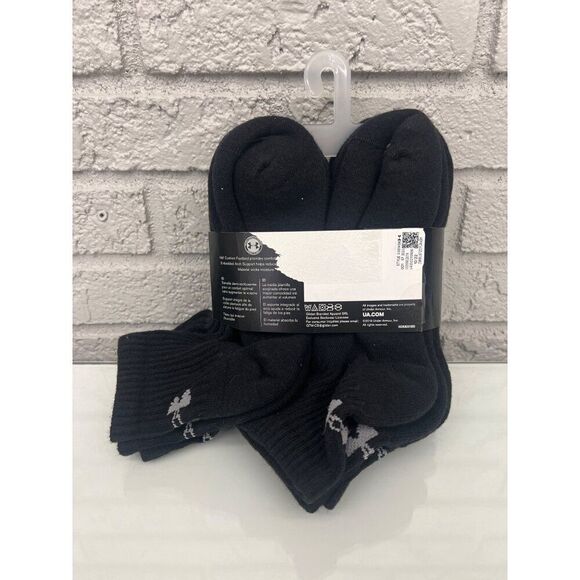 Under Armor Adult Black 6 Pack Quarter Sock 4-8 M / 6-9 W - Picture 3 of 4